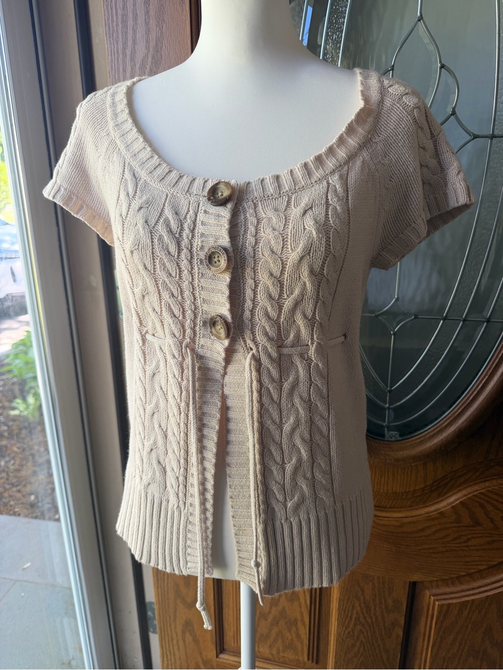 Aeropostale Women's Cream Cable-Knit Short Sleeve Cardigan Sweater vest